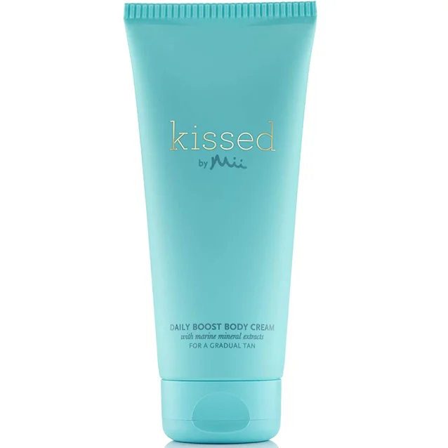 Kissed By Mii Daily Boost Body Cream Gradual Tan 200ml Kissed By Mii Daily Boost Body Cream Gradual Tan 200ml